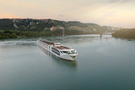 Cruise Ship